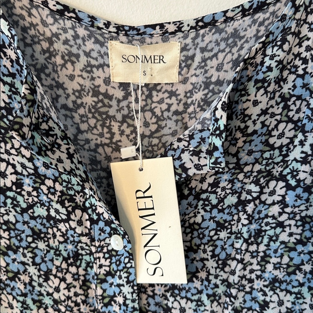 Sonmer Ruffle Sleeve Floral Dress NWT - Picture 5 of 8
